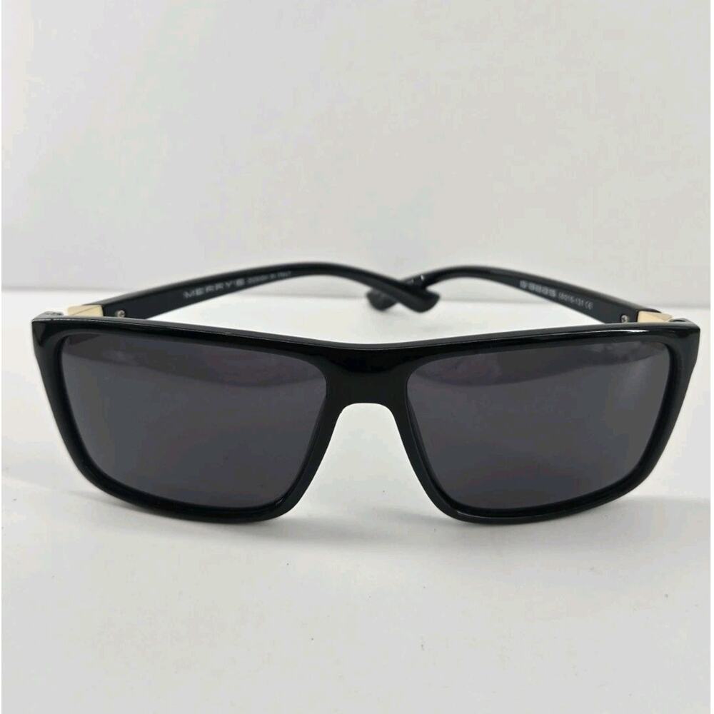 Merrys S8225 Unisex Black Polarized Sunglasses With Case